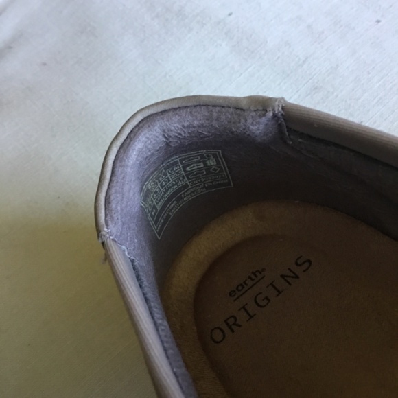 Nearly New Earth Origins Slip-ons - Picture 7 of 7